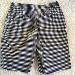 $8 SALE❤️Jones New York shorts size 10